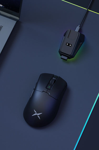 Delux M900Pro Ergonomic Wireless Gaming Mouse 8K PAW3395 Magnetic RGB Charging Dock Rechargeable Wired Mice  For Big Hand PC